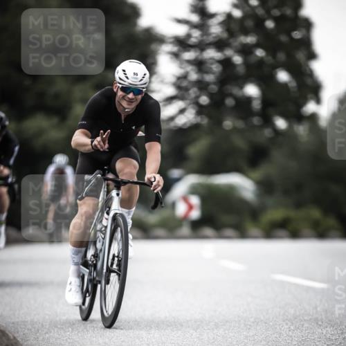 21.06.2026 - 29. Vierlanden-Triathlon H.Heesch http://msf.ph/oto/9897347 21.06.2026 10:02:08 Radfahren 55, 78, 265, 280, 301 meine-sportfotos.de