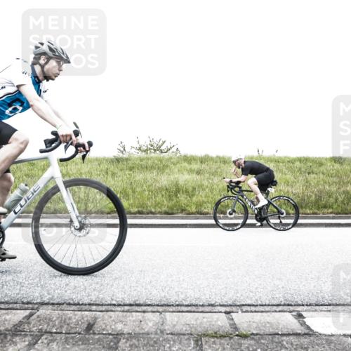 21.06.2026 - 29. Vierlanden-Triathlon H.Heesch http://msf.ph/oto/9897356 21.06.2026 10:24:36 Radfahren 71, 84, 94, 169, 207, 370, 552, 622, 625 meine-sportfotos.de