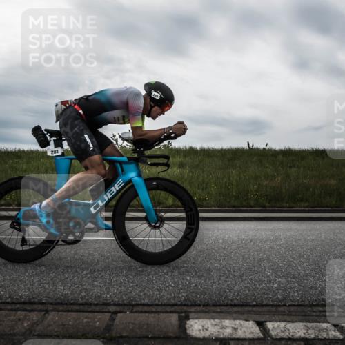 21.06.2026 - 29. Vierlanden-Triathlon H.Heesch http://msf.ph/oto/9897372 21.06.2026 09:25:20 Radfahren 40, 202 meine-sportfotos.de