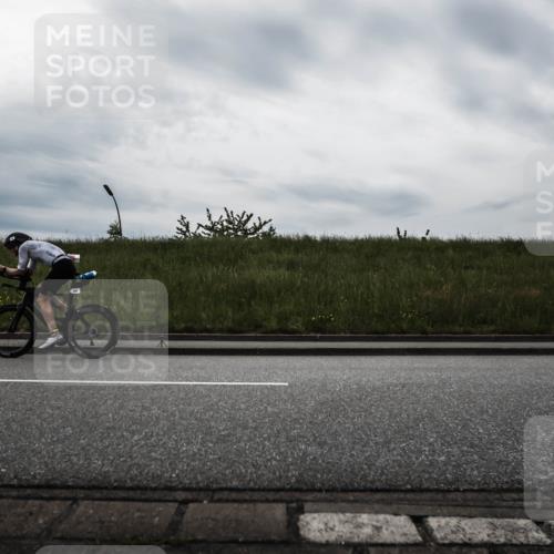 21.06.2026 - 29. Vierlanden-Triathlon H.Heesch http://msf.ph/oto/9897382 21.06.2026 09:25:38 Radfahren 42, 153, 187 meine-sportfotos.de