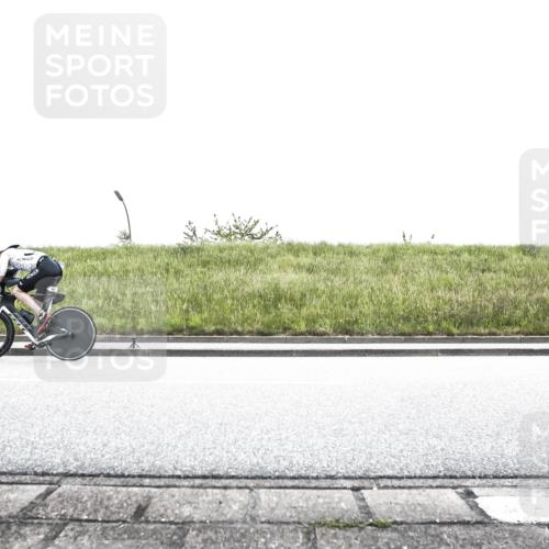 21.06.2026 - 29. Vierlanden-Triathlon H.Heesch http://msf.ph/oto/9897404 21.06.2026 10:25:13 Radfahren 42, 76, 77, 98, 107, 210, 506 meine-sportfotos.de