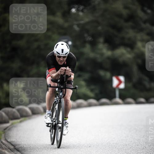 21.06.2026 - 29. Vierlanden-Triathlon H.Heesch http://msf.ph/oto/9897405 21.06.2026 09:27:57 Radfahren 83, 99, 219 meine-sportfotos.de