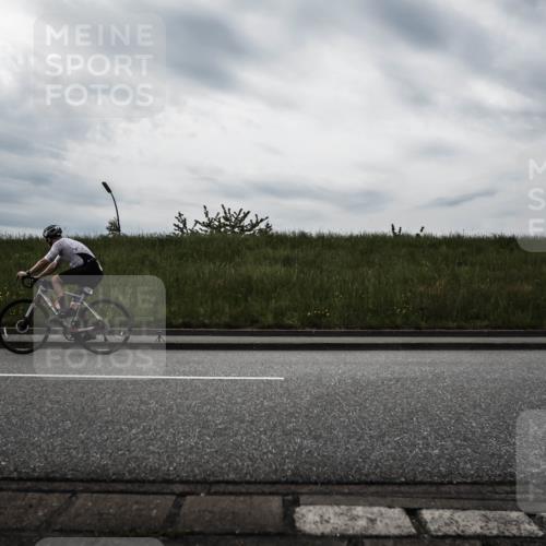 21.06.2026 - 29. Vierlanden-Triathlon H.Heesch http://msf.ph/oto/9897425 21.06.2026 09:26:48 Radfahren 18, 108 meine-sportfotos.de