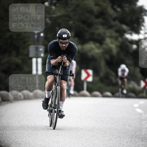 21.06.2026 - 29. Vierlanden-Triathlon H.Heesch http://msf.ph/oto/9897490 21.06.2026 09:28:17 Radfahren 4, 151, 154, 277 meine-sportfotos.de