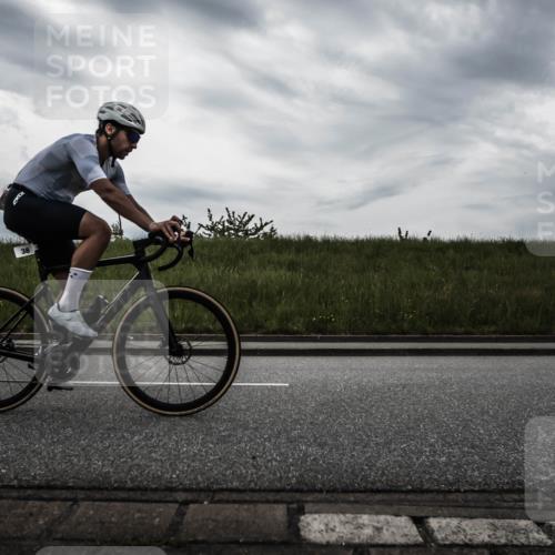 21.06.2026 - 29. Vierlanden-Triathlon H.Heesch http://msf.ph/oto/9897509 21.06.2026 09:30:01 Radfahren 7, 38, 59, 67, 82, 88, 100, 109, 163, 276 meine-sportfotos.de