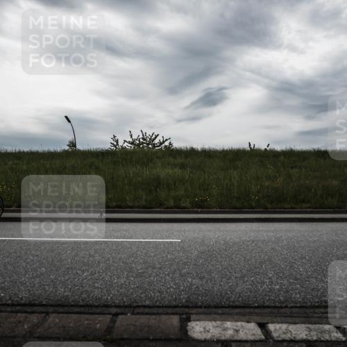 21.06.2026 - 29. Vierlanden-Triathlon H.Heesch http://msf.ph/oto/9897537 21.06.2026 09:32:10 Radfahren 48, 126, 131, 175, 205, 220, 275 meine-sportfotos.de