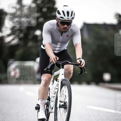 21.06.2026 - 29. Vierlanden-Triathlon H.Heesch http://msf.ph/oto/9897565 21.06.2026 10:02:21 Radfahren 72, 118, 119, 141, 186, 273, 339 meine-sportfotos.de