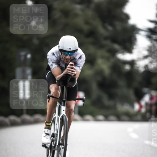 21.06.2026 - 29. Vierlanden-Triathlon H.Heesch http://msf.ph/oto/9897572 21.06.2026 09:29:08 Radfahren 5, 136, 142, 181, 195 meine-sportfotos.de