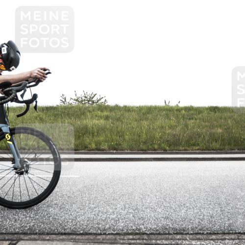 21.06.2026 - 29. Vierlanden-Triathlon H.Heesch http://msf.ph/oto/9897575 21.06.2026 09:34:08 Radfahren 39, 44, 70, 153, 296 meine-sportfotos.de