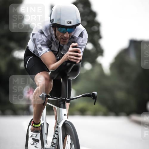21.06.2026 - 29. Vierlanden-Triathlon H.Heesch http://msf.ph/oto/9897602 21.06.2026 09:29:08 Radfahren 5, 136, 142, 181, 195 meine-sportfotos.de