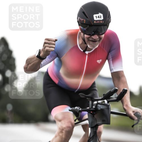 21.06.2026 - 29. Vierlanden-Triathlon H.Heesch http://msf.ph/oto/9897609 21.06.2026 09:29:14 Radfahren 5, 142, 181, 195 meine-sportfotos.de