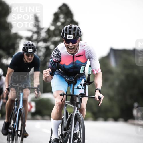 21.06.2026 - 29. Vierlanden-Triathlon H.Heesch http://msf.ph/oto/9897623 21.06.2026 10:02:24 Radfahren 4, 72, 118, 119, 141, 186, 339 meine-sportfotos.de
