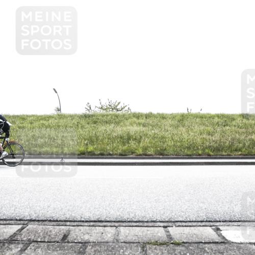21.06.2026 - 29. Vierlanden-Triathlon H.Heesch http://msf.ph/oto/9897636 21.06.2026 10:54:36 Radfahren 14, 33, 94, 506, 509, 526, 545, 552, 562, 599 meine-sportfotos.de