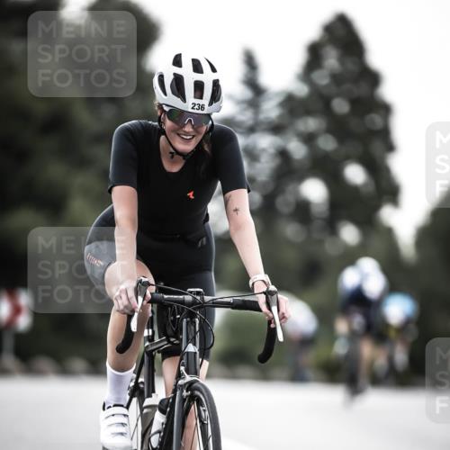 21.06.2026 - 29. Vierlanden-Triathlon H.Heesch http://msf.ph/oto/9897637 21.06.2026 09:29:24 Radfahren 141, 156, 236 meine-sportfotos.de