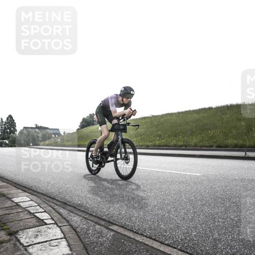 21.06.2026 - 29. Vierlanden-Triathlon H.Heesch http://msf.ph/oto/9897655 21.06.2026 09:20:51 Radfahren 21, 45 meine-sportfotos.de