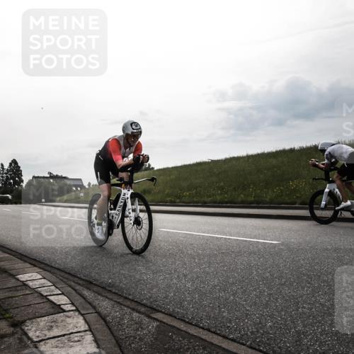 21.06.2026 - 29. Vierlanden-Triathlon H.Heesch http://msf.ph/oto/9897697 21.06.2026 09:21:29 Radfahren 164, 207, 239 meine-sportfotos.de