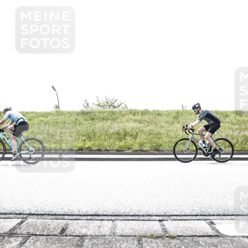 21.06.2026 - 29. Vierlanden-Triathlon H.Heesch http://msf.ph/oto/9897698 21.06.2026 10:56:48 Radfahren 71, 84, 169, 196, 202, 485, 601 meine-sportfotos.de
