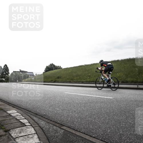 21.06.2026 - 29. Vierlanden-Triathlon H.Heesch http://msf.ph/oto/9897746 21.06.2026 09:22:32 Radfahren 34 meine-sportfotos.de