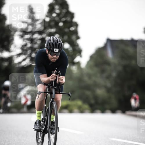 21.06.2026 - 29. Vierlanden-Triathlon H.Heesch http://msf.ph/oto/9897754 21.06.2026 10:02:34 Radfahren 4, 27, 99, 198, 245, 367 meine-sportfotos.de