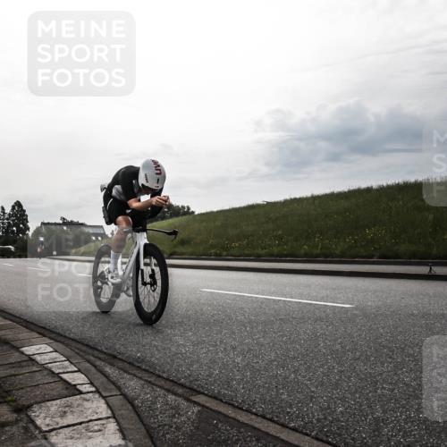 21.06.2026 - 29. Vierlanden-Triathlon H.Heesch http://msf.ph/oto/9897774 21.06.2026 09:22:58 Radfahren 148 meine-sportfotos.de