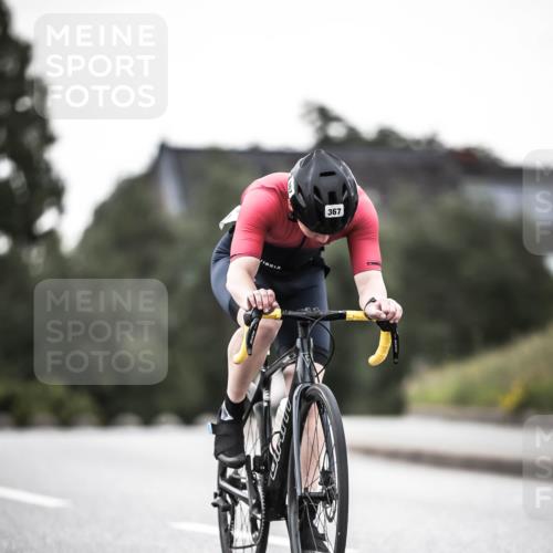 21.06.2026 - 29. Vierlanden-Triathlon H.Heesch http://msf.ph/oto/9897824 21.06.2026 10:02:42 Radfahren 56, 139, 179, 198, 245, 367 meine-sportfotos.de