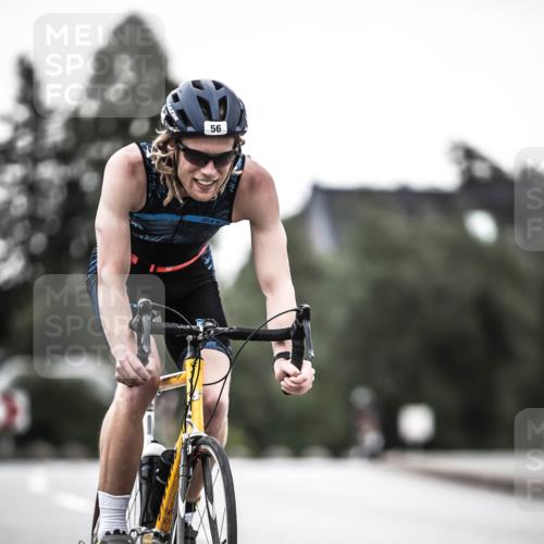 21.06.2026 - 29. Vierlanden-Triathlon H.Heesch http://msf.ph/oto/9897861 21.06.2026 10:02:45 Radfahren 56, 139, 179, 245, 367 meine-sportfotos.de