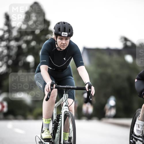 21.06.2026 - 29. Vierlanden-Triathlon H.Heesch http://msf.ph/oto/9897893 21.06.2026 10:02:54 Radfahren 91, 224, 232, 276, 294 meine-sportfotos.de