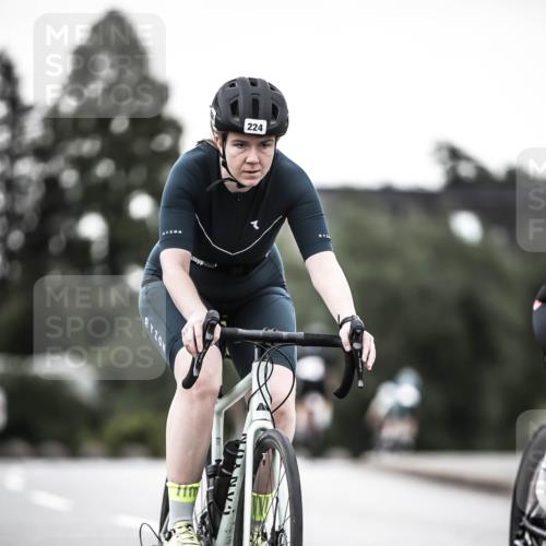21.06.2026 - 29. Vierlanden-Triathlon H.Heesch http://msf.ph/oto/9897896 21.06.2026 10:02:54 Radfahren 91, 224, 232, 276, 294 meine-sportfotos.de