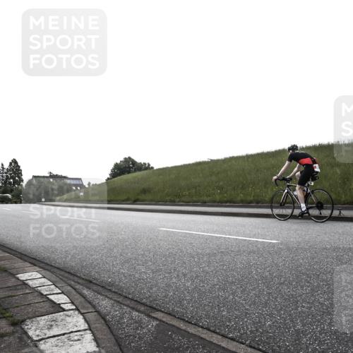 21.06.2026 - 29. Vierlanden-Triathlon H.Heesch http://msf.ph/oto/9897942 21.06.2026 09:31:34 Radfahren 171 meine-sportfotos.de
