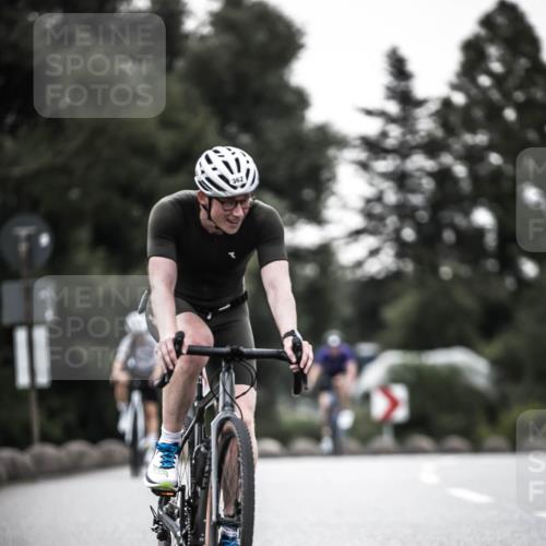 21.06.2026 - 29. Vierlanden-Triathlon H.Heesch http://msf.ph/oto/9897956 21.06.2026 10:03:54 Radfahren 35, 142, 160, 161, 238, 257, 271, 362, 376 meine-sportfotos.de