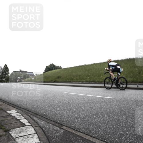 21.06.2026 - 29. Vierlanden-Triathlon H.Heesch http://msf.ph/oto/9897983 21.06.2026 09:35:21 Radfahren  meine-sportfotos.de