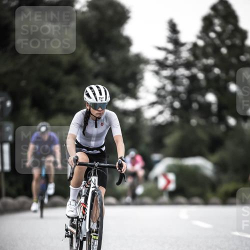 21.06.2026 - 29. Vierlanden-Triathlon H.Heesch http://msf.ph/oto/9897995 21.06.2026 10:03:57 Radfahren 35, 142, 161, 181, 238, 257, 271, 337, 362 meine-sportfotos.de