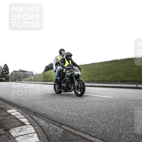21.06.2026 - 29. Vierlanden-Triathlon H.Heesch http://msf.ph/oto/9898005 21.06.2026 09:37:59 Radfahren 156 meine-sportfotos.de