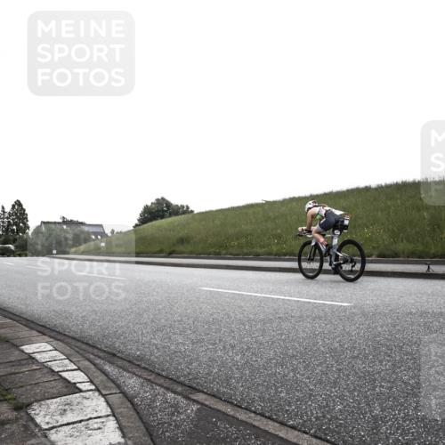 21.06.2026 - 29. Vierlanden-Triathlon H.Heesch http://msf.ph/oto/9898011 21.06.2026 09:38:23 Radfahren 140, 172, 288, 289 meine-sportfotos.de