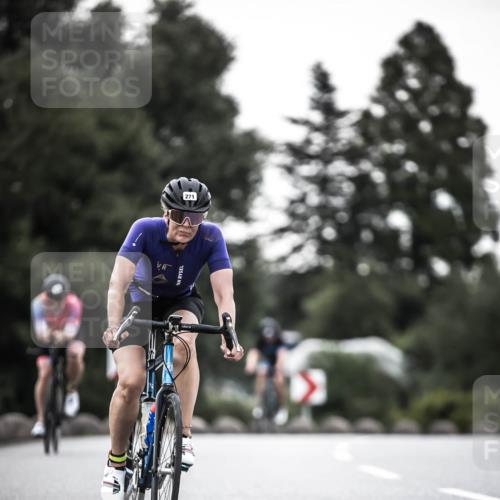 21.06.2026 - 29. Vierlanden-Triathlon H.Heesch http://msf.ph/oto/9898032 21.06.2026 10:04:00 Radfahren 142, 151, 161, 181, 257, 271, 337 meine-sportfotos.de
