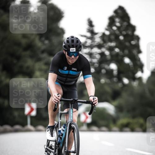 21.06.2026 - 29. Vierlanden-Triathlon H.Heesch http://msf.ph/oto/9898042 21.06.2026 10:04:05 Radfahren 142, 151, 154, 181, 337 meine-sportfotos.de