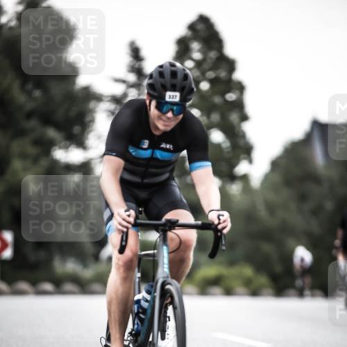 21.06.2026 - 29. Vierlanden-Triathlon H.Heesch http://msf.ph/oto/9898051 21.06.2026 10:04:05 Radfahren 142, 151, 154, 181, 337 meine-sportfotos.de