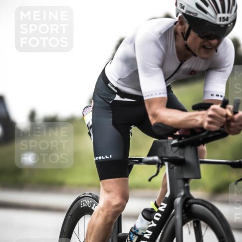 21.06.2026 - 29. Vierlanden-Triathlon H.Heesch http://msf.ph/oto/9898060 21.06.2026 10:04:14 Radfahren 90, 154, 180, 260, 324 meine-sportfotos.de