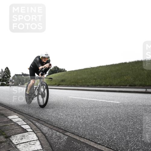 21.06.2026 - 29. Vierlanden-Triathlon H.Heesch http://msf.ph/oto/9898067 21.06.2026 09:43:56 Radfahren 23, 111, 178, 211, 216 meine-sportfotos.de