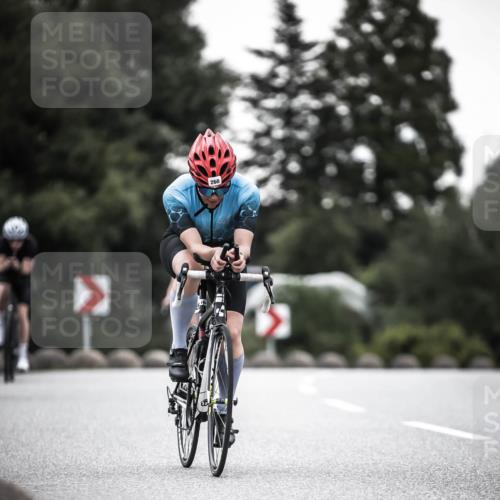 21.06.2026 - 29. Vierlanden-Triathlon H.Heesch http://msf.ph/oto/9898076 21.06.2026 10:04:19 Radfahren 75, 90, 260, 324, 350, 379 meine-sportfotos.de