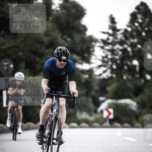 21.06.2026 - 29. Vierlanden-Triathlon H.Heesch http://msf.ph/oto/9898107 21.06.2026 10:04:20 Radfahren 75, 90, 260, 324, 350, 379 meine-sportfotos.de