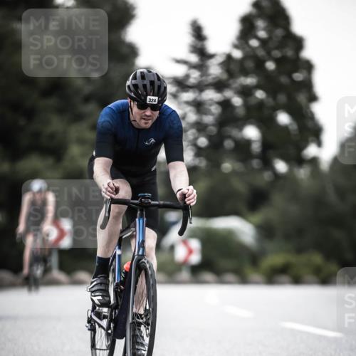 21.06.2026 - 29. Vierlanden-Triathlon H.Heesch http://msf.ph/oto/9898119 21.06.2026 10:04:20 Radfahren 75, 90, 260, 324, 350, 379 meine-sportfotos.de