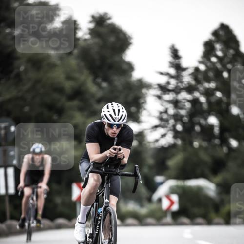 21.06.2026 - 29. Vierlanden-Triathlon H.Heesch http://msf.ph/oto/9898139 21.06.2026 10:04:21 Radfahren 44, 75, 90, 260, 324, 350, 379 meine-sportfotos.de
