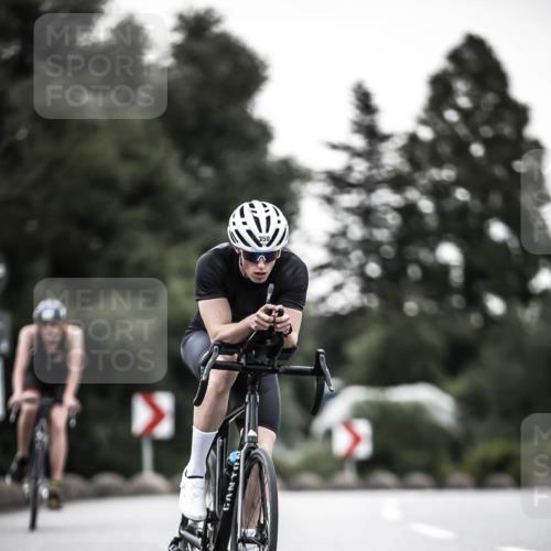 21.06.2026 - 29. Vierlanden-Triathlon H.Heesch http://msf.ph/oto/9898145 21.06.2026 10:04:22 Radfahren 44, 75, 90, 260, 324, 350, 379 meine-sportfotos.de