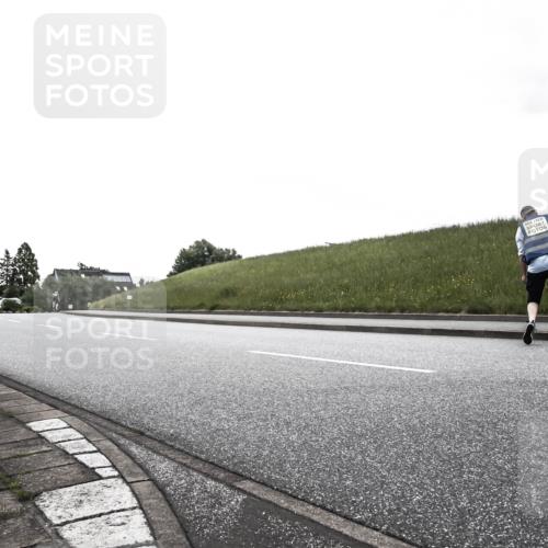 21.06.2026 - 29. Vierlanden-Triathlon H.Heesch http://msf.ph/oto/9898154 21.06.2026 09:47:26 Radfahren  meine-sportfotos.de