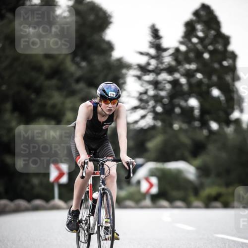 21.06.2026 - 29. Vierlanden-Triathlon H.Heesch http://msf.ph/oto/9898170 21.06.2026 10:04:23 Radfahren 44, 75, 260, 324, 350, 379 meine-sportfotos.de