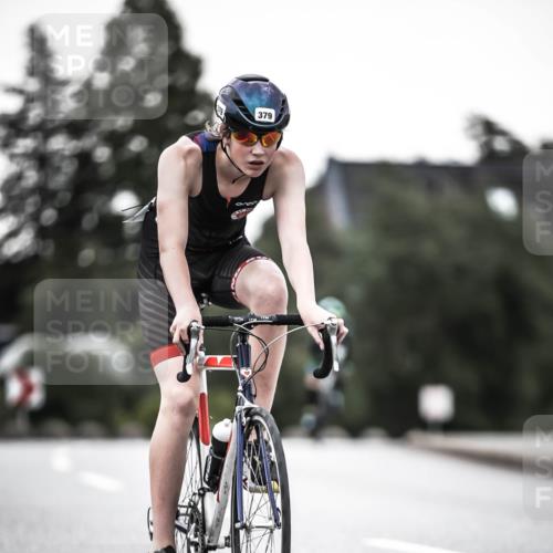 21.06.2026 - 29. Vierlanden-Triathlon H.Heesch http://msf.ph/oto/9898193 21.06.2026 10:04:24 Radfahren 44, 75, 350, 379 meine-sportfotos.de