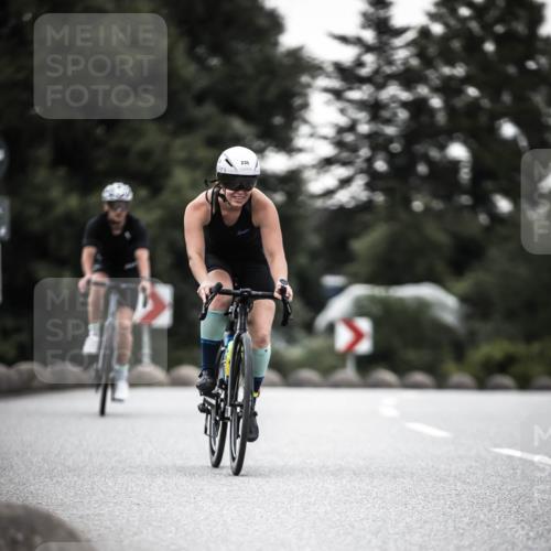 21.06.2026 - 29. Vierlanden-Triathlon H.Heesch http://msf.ph/oto/9898208 21.06.2026 10:04:37 Radfahren 47, 235, 389 meine-sportfotos.de