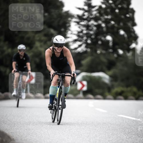 21.06.2026 - 29. Vierlanden-Triathlon H.Heesch http://msf.ph/oto/9898217 21.06.2026 10:04:38 Radfahren 47, 235, 307, 389 meine-sportfotos.de
