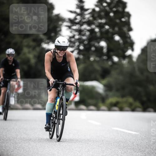 21.06.2026 - 29. Vierlanden-Triathlon H.Heesch http://msf.ph/oto/9898220 21.06.2026 10:04:38 Radfahren 47, 235, 307, 389 meine-sportfotos.de